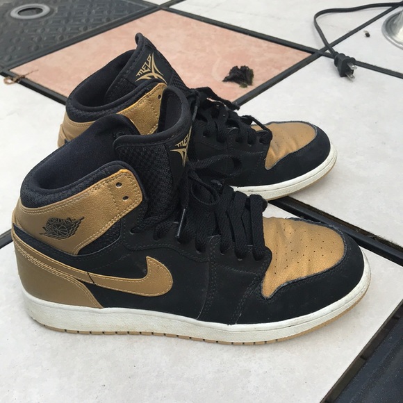 Jordan 1 Retro Melo PE *RARE* - Picture 2 of 5